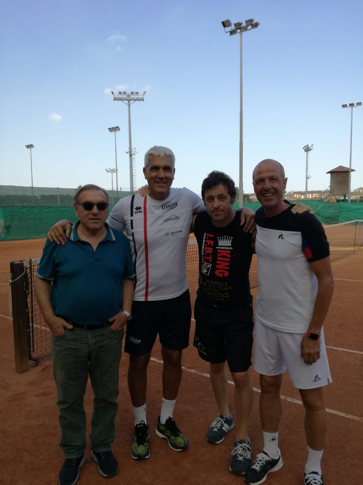 Gianni Fabbri, Roberto Perticarà, Roberto Fagnani e Pat Remondegui sui campi del CT Zavaglia Ravenna