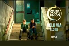 Il riminese Luca Lorenzi nel video "Over the Moon" di Elodie