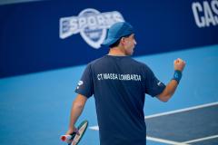 Lorenzo-Rottoli-pugno