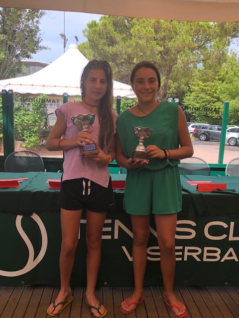 Foto premiazione Under 14 femminile da sinistra Greta Vagnini ed Evelyn Amati-12-8