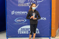 Foto-premiazione-Sofia-Cadar