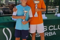 Foto-premiazione-Under-12-maschile-da-sinistra-Barbersi-e-Di-Bari-11-8