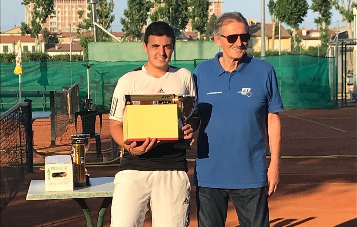 Michael Tani cede in finale a Marco Nanni nel terza categoria del Ct Zavaglia