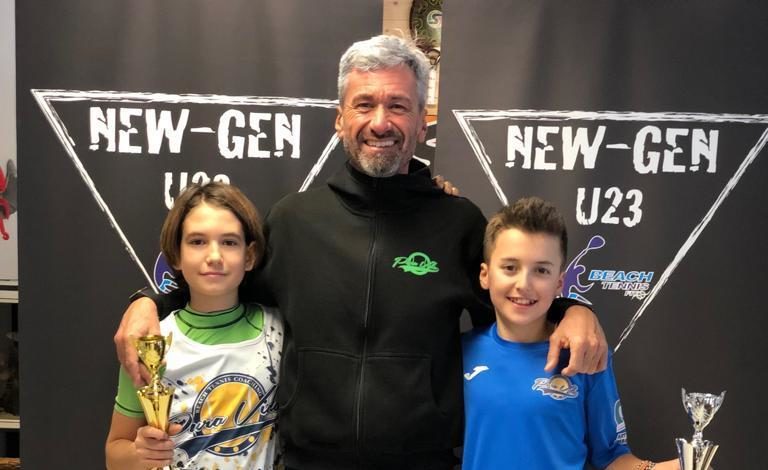 Max Sforza (Pura Vida) tra Leonardo Pivi e Federico Ballestrieri