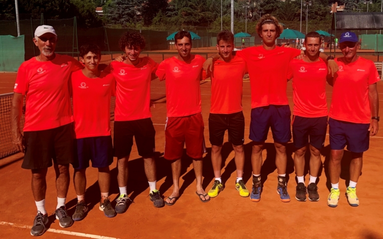 La squadra di serie B del Tennis Viserba impegnata nei playoff