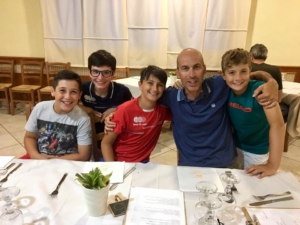 Gli under 12 del Villa Carpena con il maestro Giovanni Pacchioni