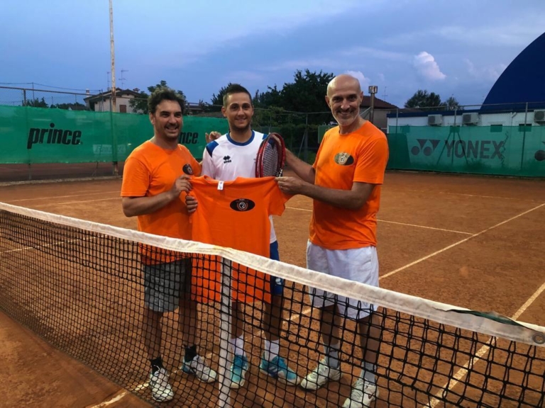 Russi Sporting Club: i dirigenti Andrea Melandri e Marco Foschini con il maestro Roberto Zanchini