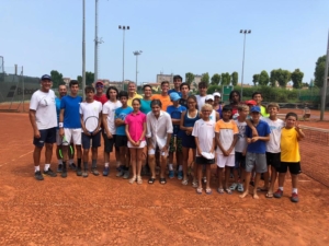 I giovani della scuola agonistica UTA al Ct Zavaglia Ravenna