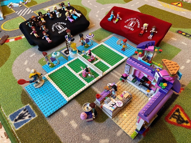 Il Circolo Tennis Russi riprodotto con i Lego