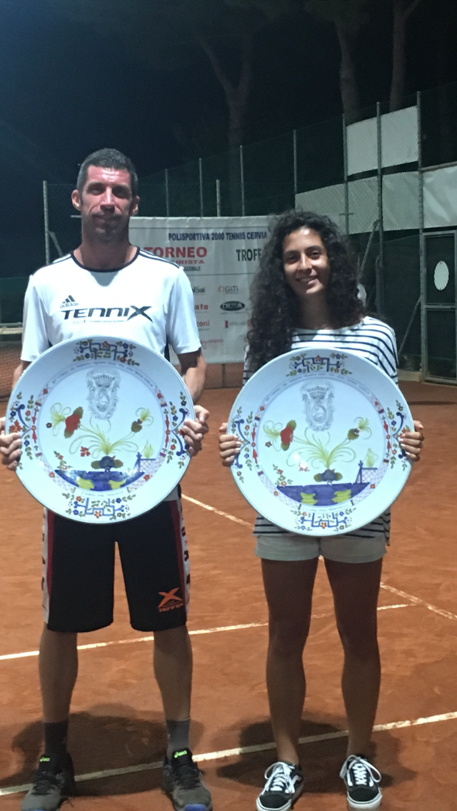 Mattia Amadori e Camilla Ciani, vincitori del Torneo del Turista 2019 alla Pol. 2000 Cervia
