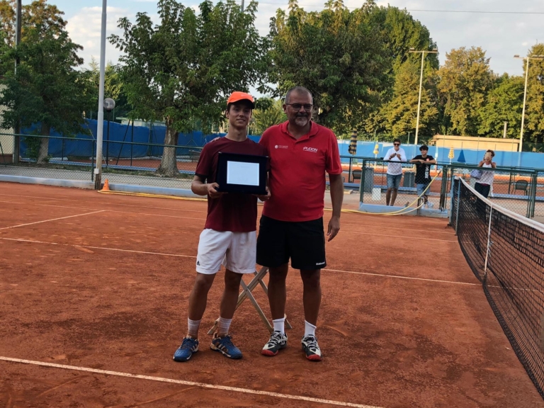 Simone De Luigi premiato al 'Cicconetti'