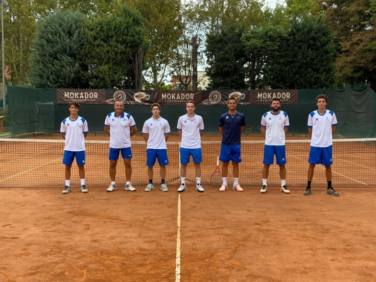 La squadra maschile di serie C del Tennis Club Faenza promossa nel 2020