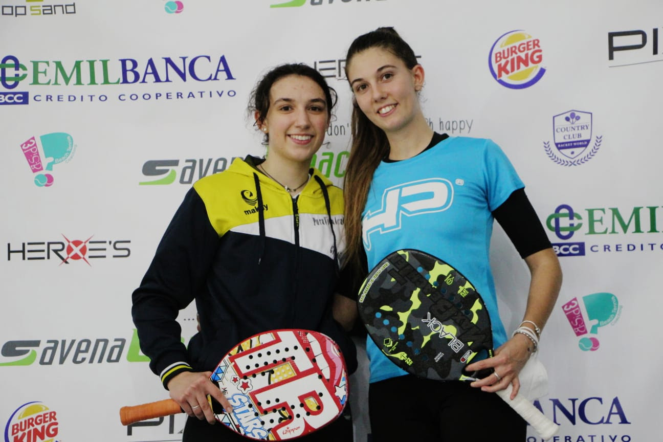 Beach Tennis: doppietta vincente per le sammarinesi Alice e Ilaria Grandi