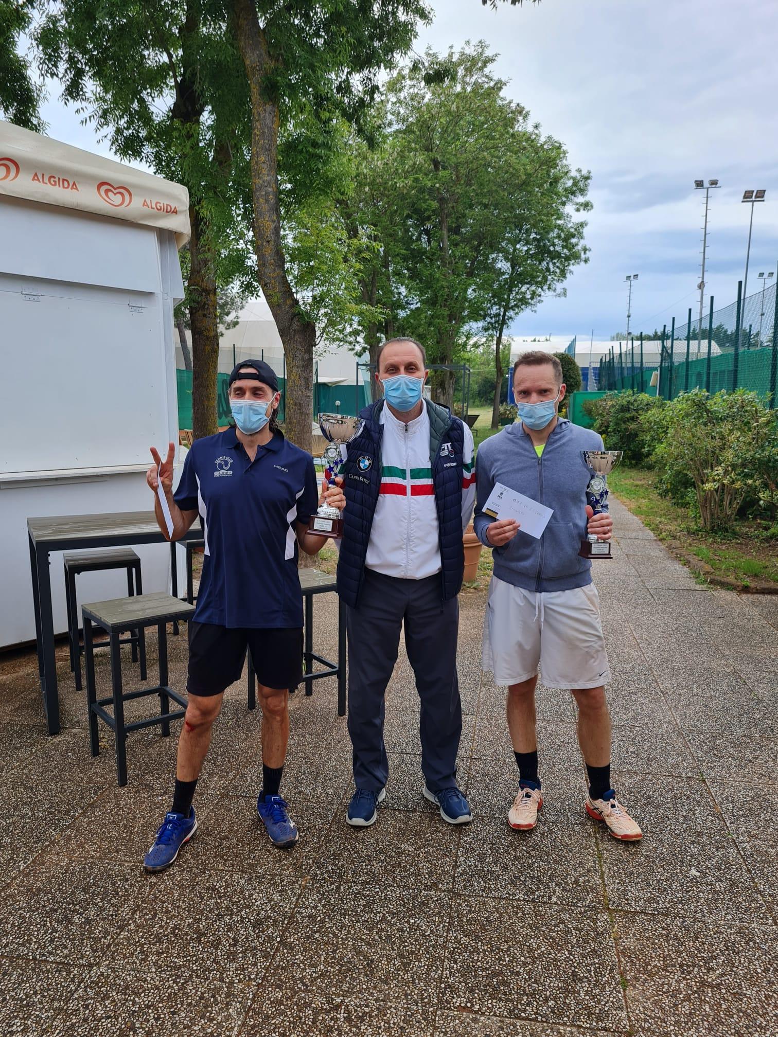 Veterani al Ct Cervia: trionfano Castellucci, Baldisserri e Lelli Mami