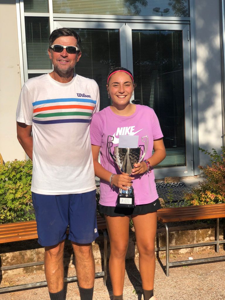 Paolo Pambianco premia Evelyn Amati