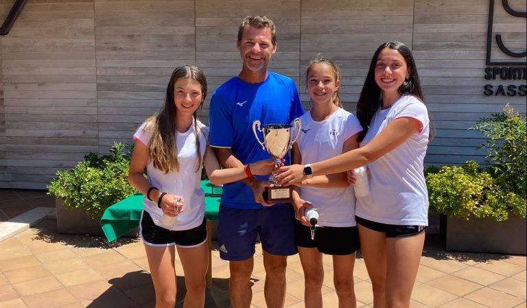 Emma Pelliccioni, Talita Giardi e Silvia Alletti con Stefano Galvani