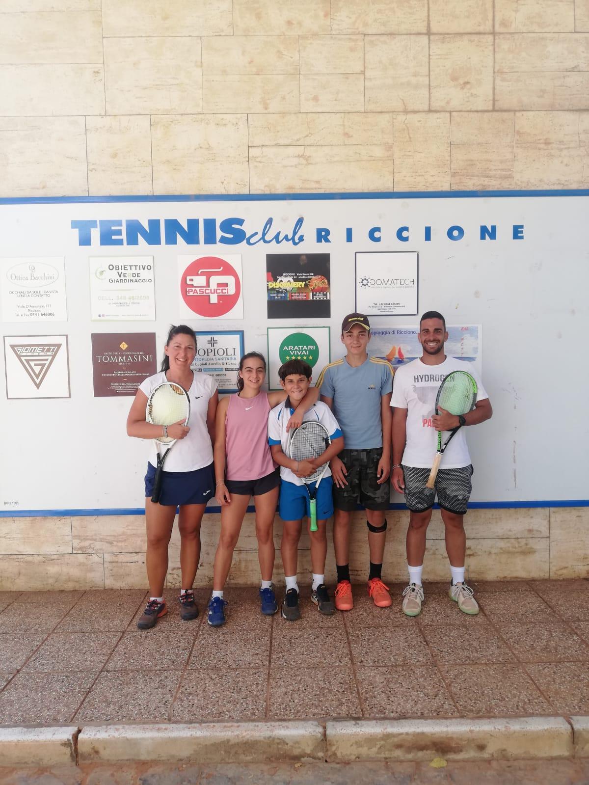 Joma Tour al Tc Riccione, a segno Pietro Tombari, Emma Lanzoni, Francesca Sparnacci e Fabio Leonardi