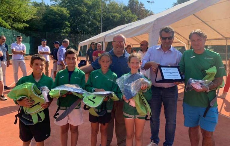 La premiazione del team under 10 Emilia Romagna all'Euroregione