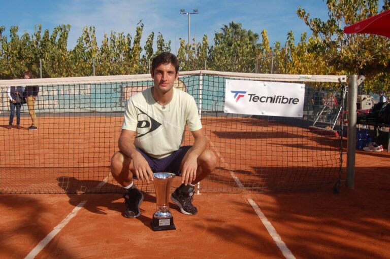 Andrea Picchione, finalista nel torneo ITF di Nules (Spagna)