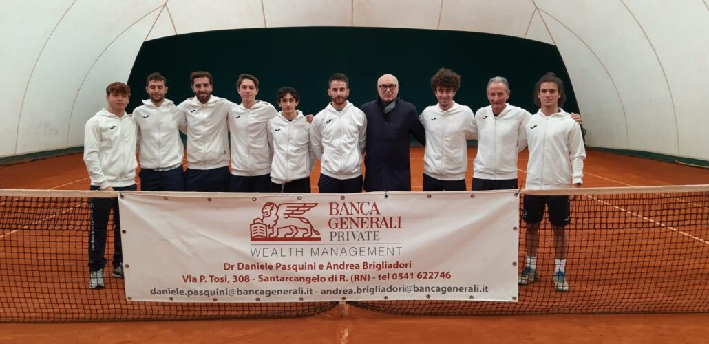 La formazione del Tennis Club Viserba al completo