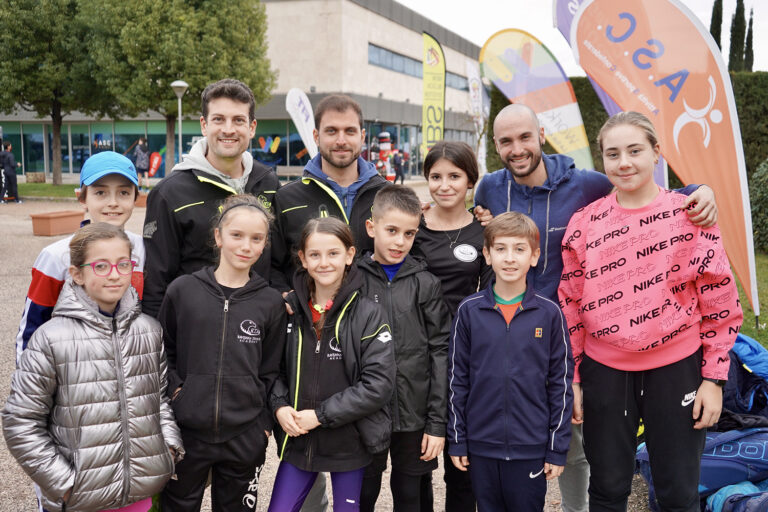 Il gruppo della Ravenna Tennis Academy al Lemon Bowl