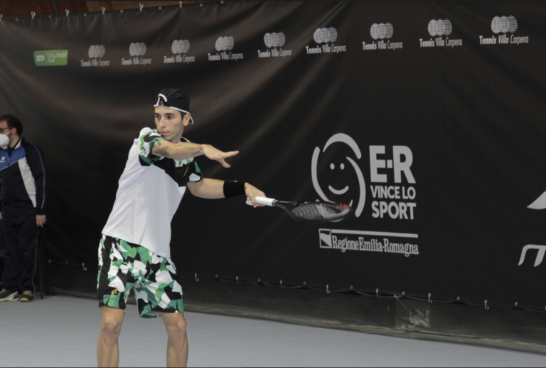 Matteo Gigante in azione sui campi del Villa Carpena