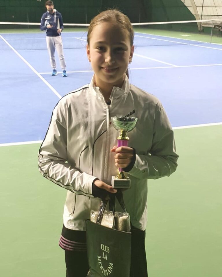 Emma Lanzoni premiata al Club La Meridiana