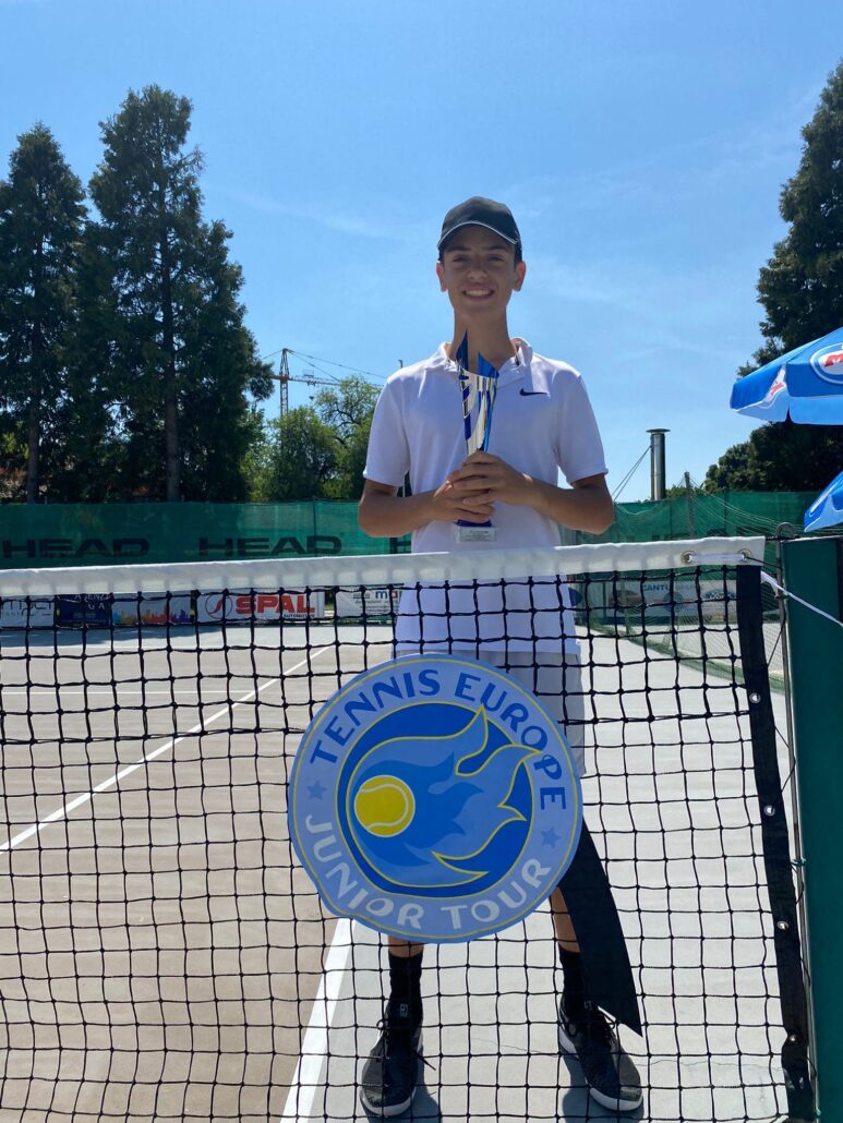 Ravenna Tennis Academy protagonista: Niccolò Satta vince il doppio nel Tennis Europe di Correggio, bene Francesca Mattioli a Tarragona