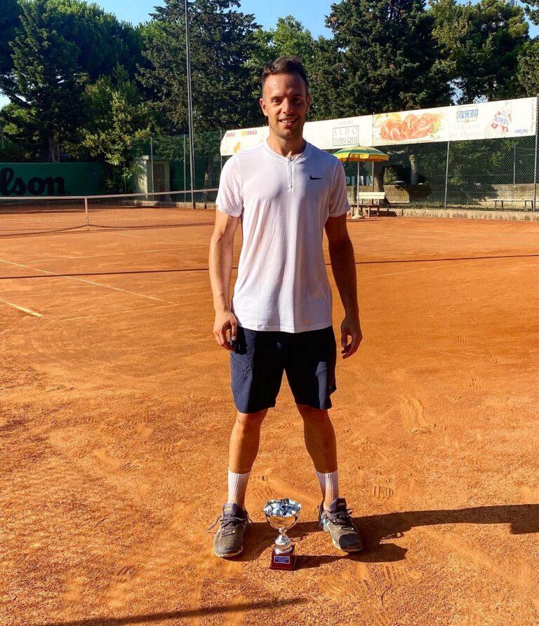 torneo Ten Pinarella: il vincitore Fabrizio Foronci