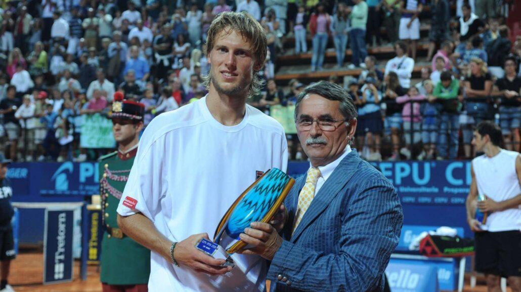 La premiazione di Andreas Seppi, vincitore dell'edizione 2009 degli Internazionali di San Marino