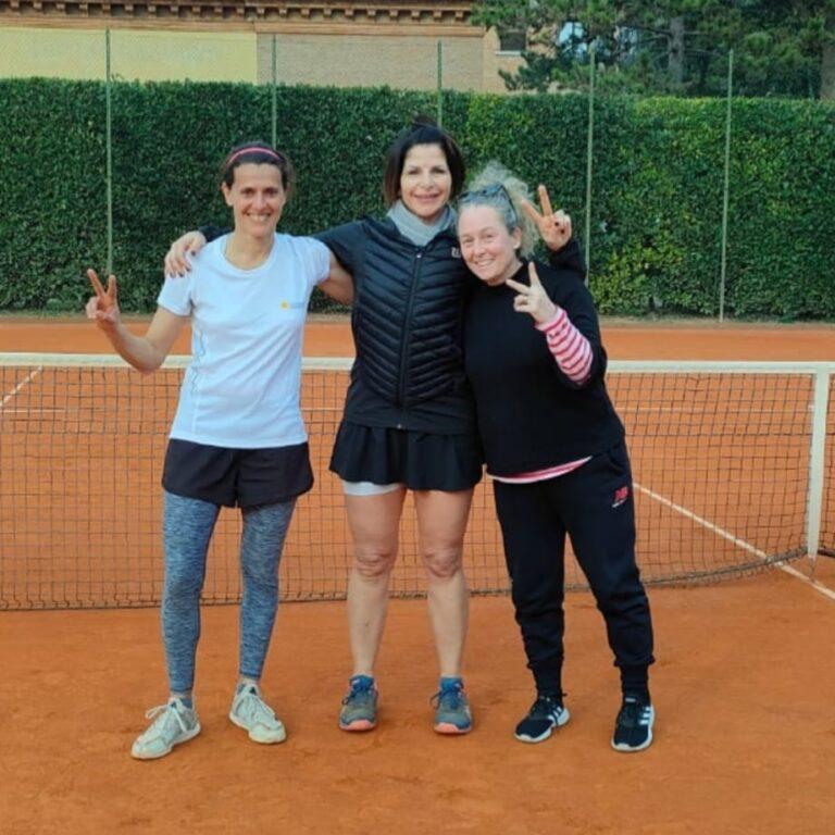 Le ladies del Tc Cicconetti, da sinistra Sirena, Benedettini e Belli