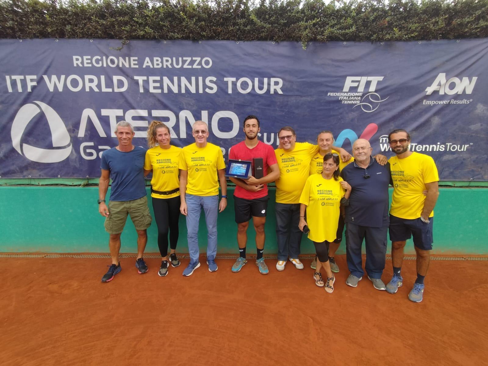 Un grande Marcello Serafini fa il pieno nell’Itf Men’s Future di Pescara: vince singolare e doppio