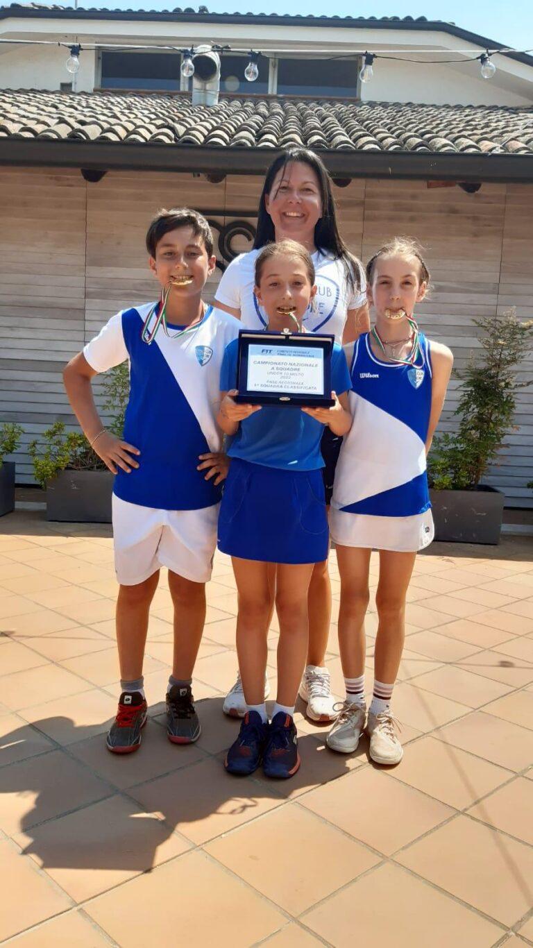 La squadra Under 10 mista del Tc Riccione guidata dalla maestra Federica Cerri
