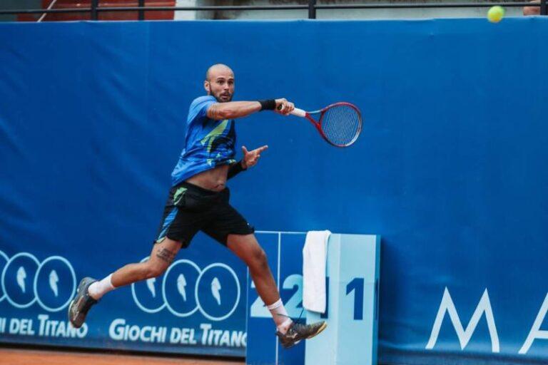 Marco De Rossi in azione