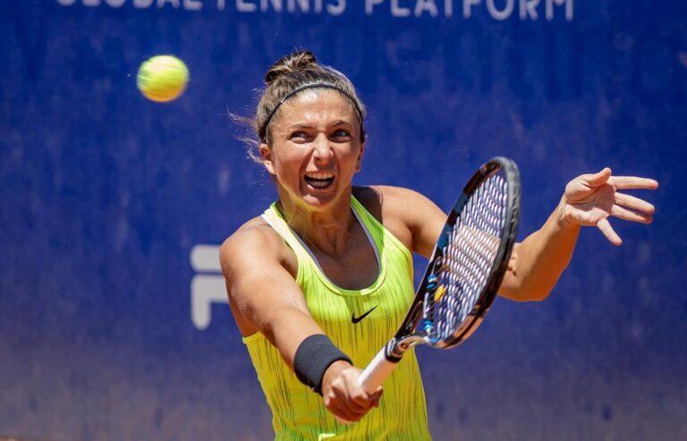 Un rovescio tagliato di Sara Errani