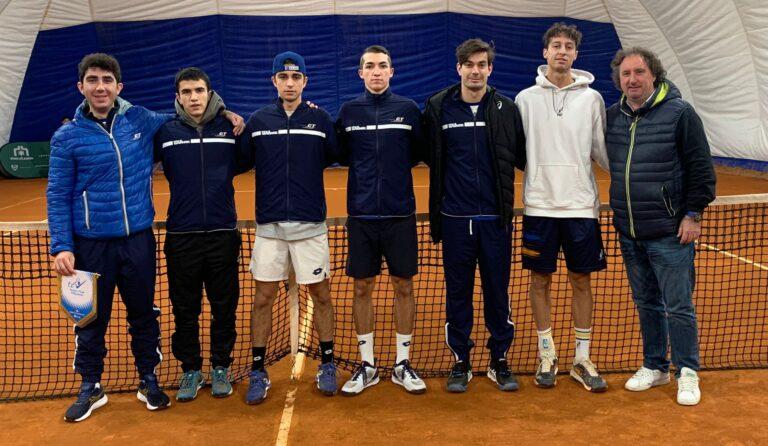 La squadra del Circolo Tennis Massa Lombarda a Monza