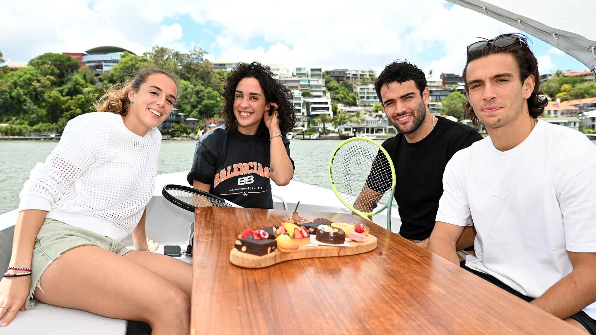 United Cup: il team Italia con Lucia Bronzetti debutta contro il Brasile