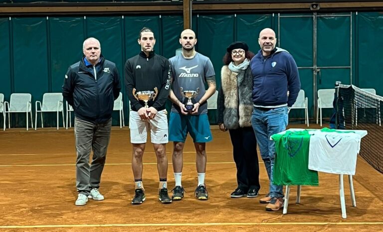 La premiazione del torneo Open del Tc Riccione con i giudici