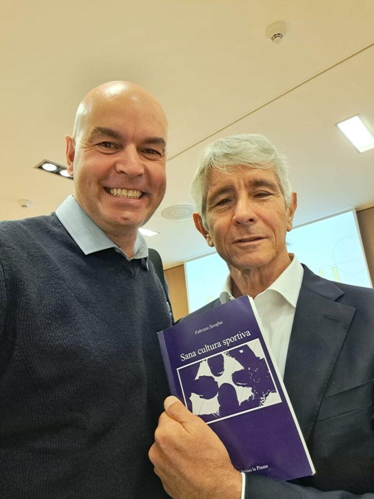 Il maestro Fabrizio Serafini con Andrea Abodi, ministro dello sport