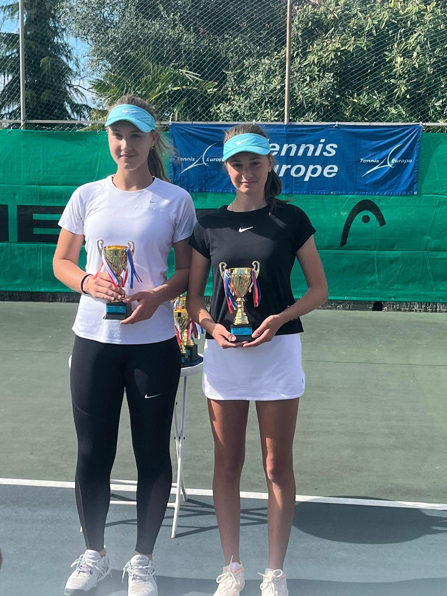 Per Sofia Cadar quarti in singolare e finale in doppio nel Tennis Europe Under 14 di Tirana