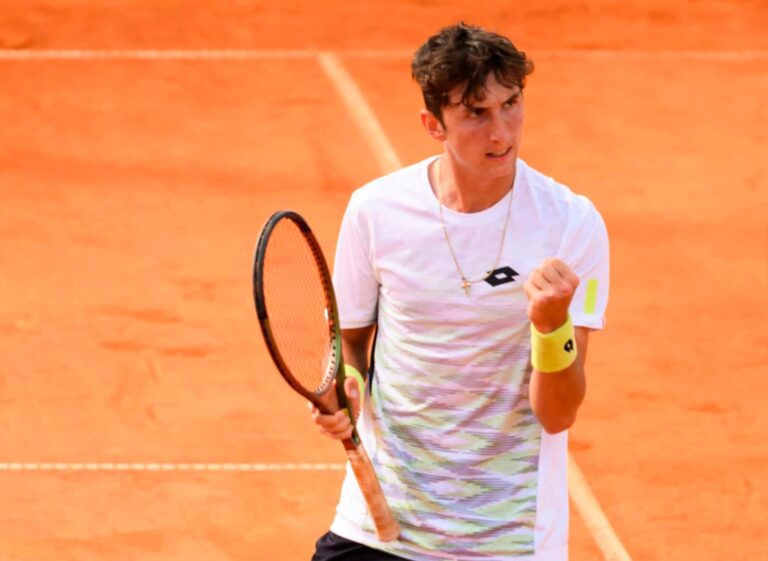 Federico Bondioli stringe il pugno