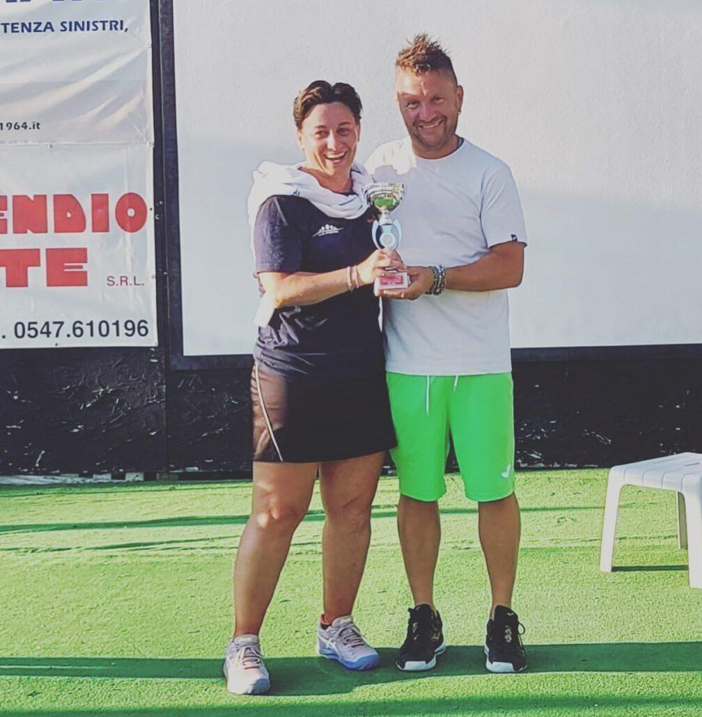 Romina Panzavolta premiata da Marco Fucci