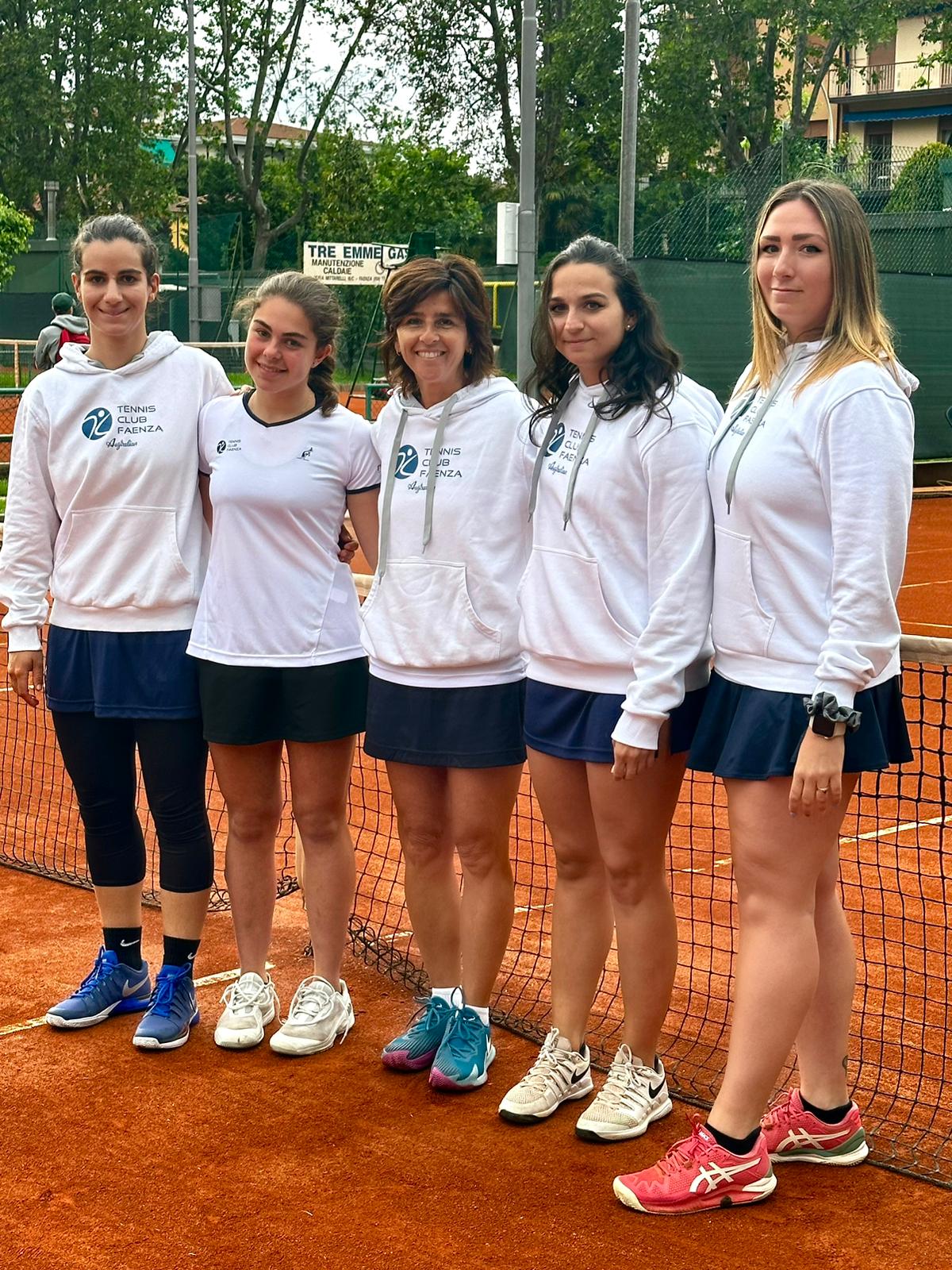 Serie B2 femminile: con il 2-2 Tennis Club Faenza ai play-out e Casalboni Santarcangelo retrocesso