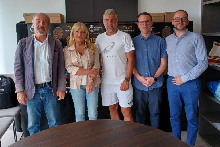 I partecipanti alla conferenza stampa di presentazione del 1° "Galimberti Tennis Academy Open" a Cattolica