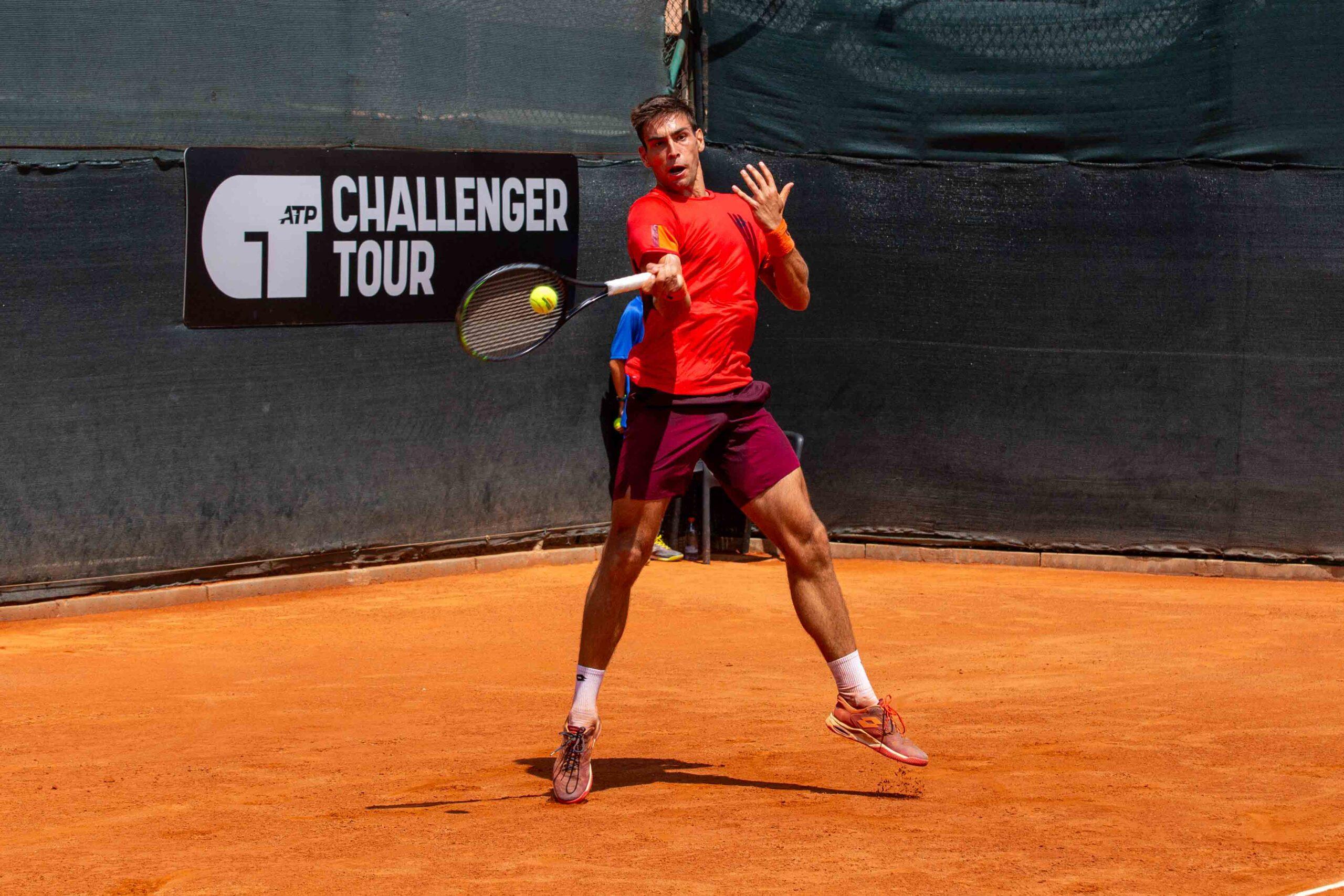 Enrico Dalla Valle subito a segno nel torneo Itf di Santa Margherita di Pula, battuto il bulgaro Yanaki Milev