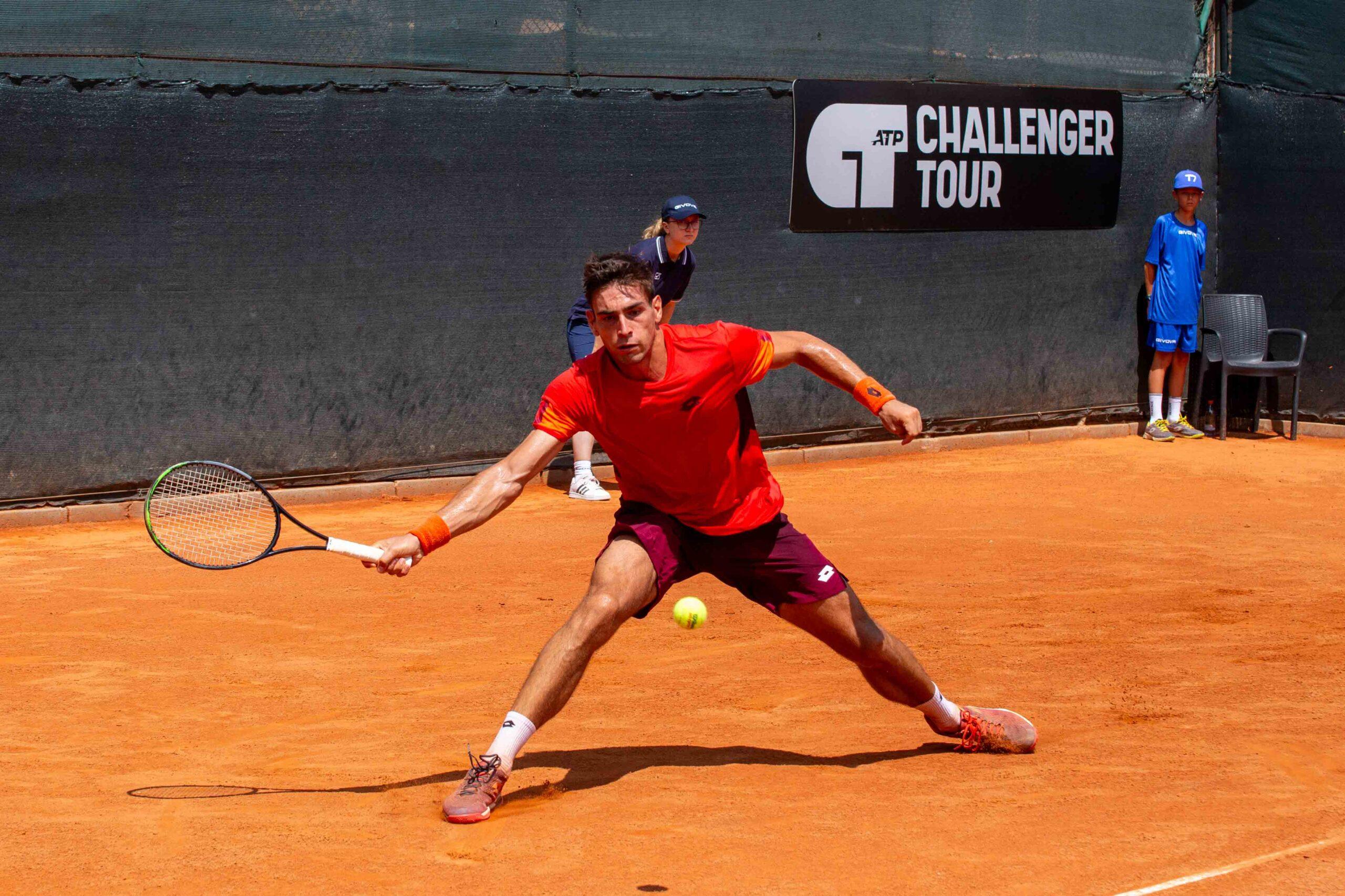 Enrico Dalla Valle vince il derby con Maestrelli ed è nei quarti del Challenger Atp di Praga-Lorenzo Rottoli nei quarti nell’Itf di Hrastnik