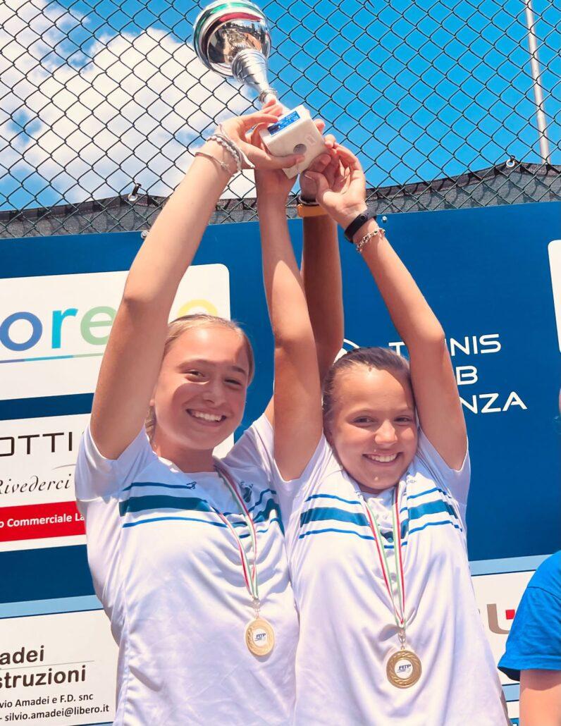 La squadra under 12 del Tennis Club Faenza campione regionale