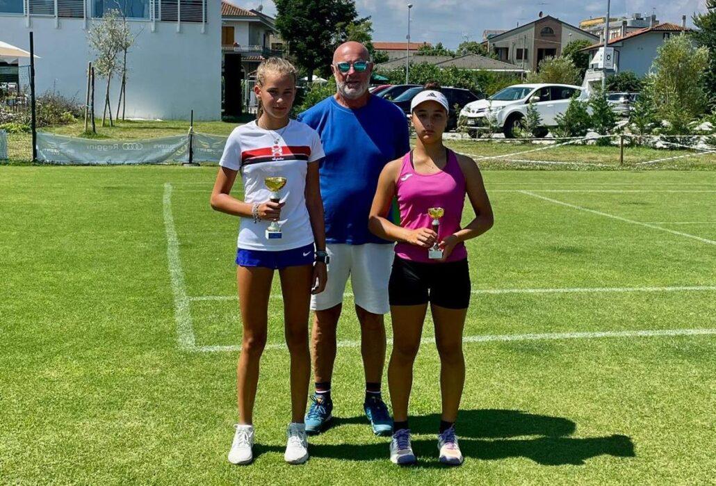 La premiazione dell'Under 14 femminile