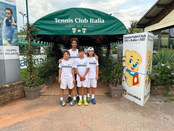 La squadra Under 12 maschile del Tc Faenza