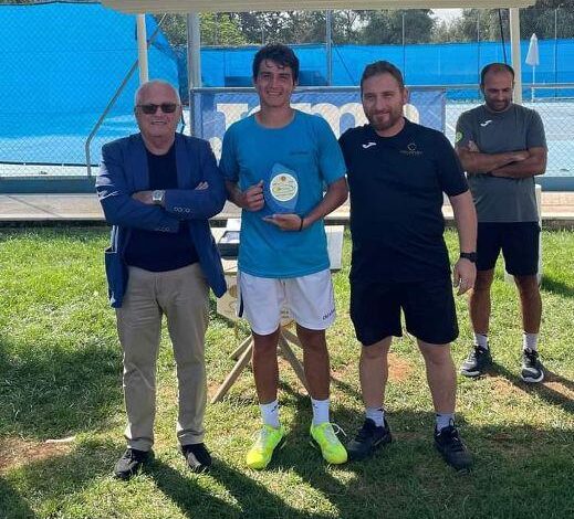 La premiazione di Lorenzo Beraldo a Bari